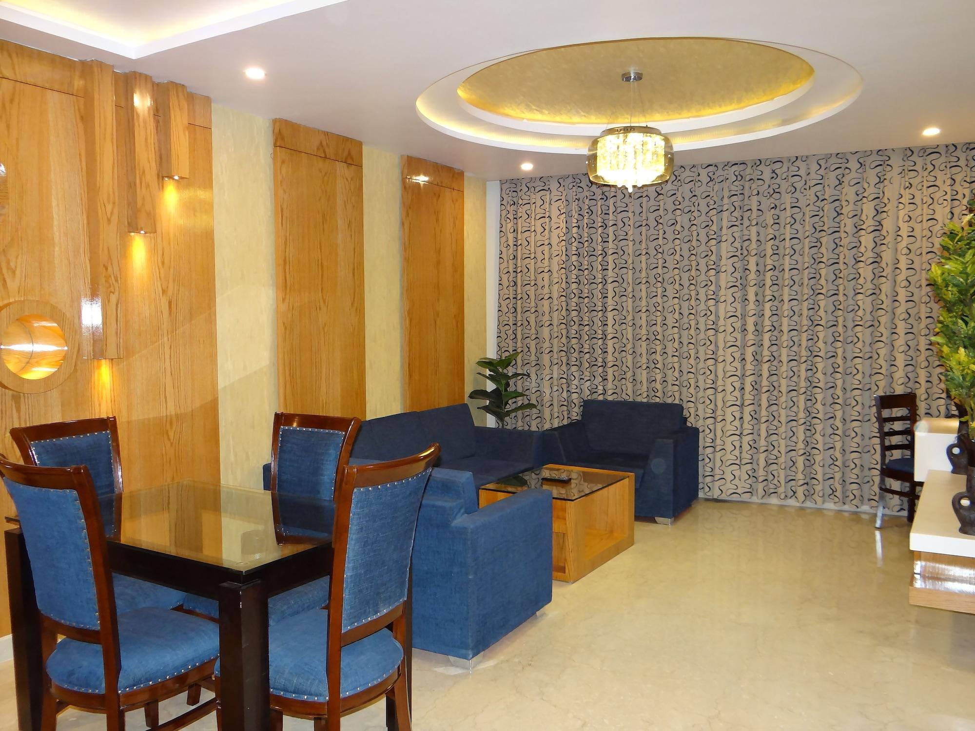 Hotel Tridev Варанаси Экстерьер фото